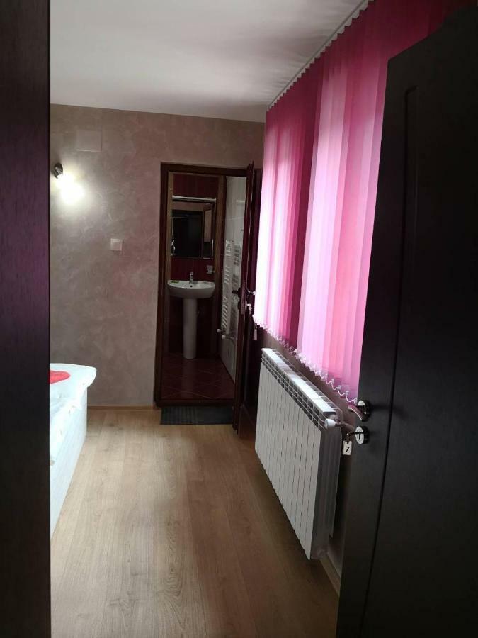 Hotel Yurukovata Kashta Kopriwschtiza Exterior foto